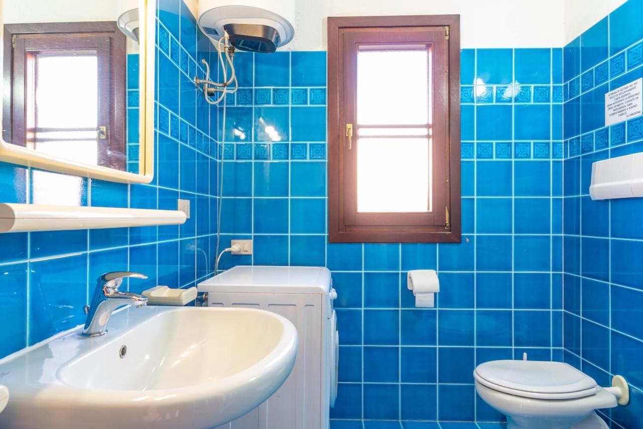 Iss Travel, Ambra Apartments - 800 M From La Cinta Beach San Teodoro  Εξωτερικό φωτογραφία