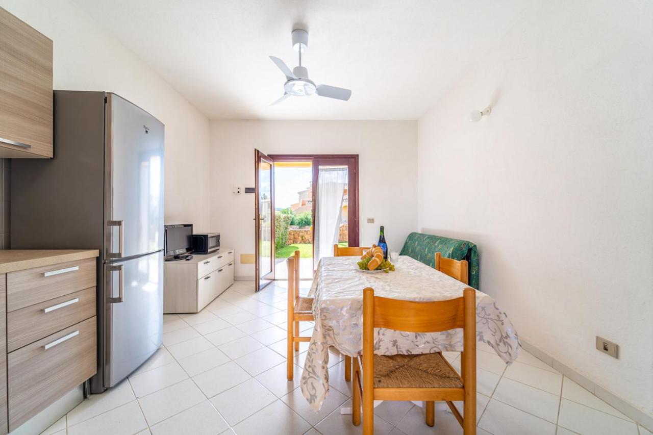 Iss Travel, Ambra Apartments - 800 M From La Cinta Beach San Teodoro  Εξωτερικό φωτογραφία