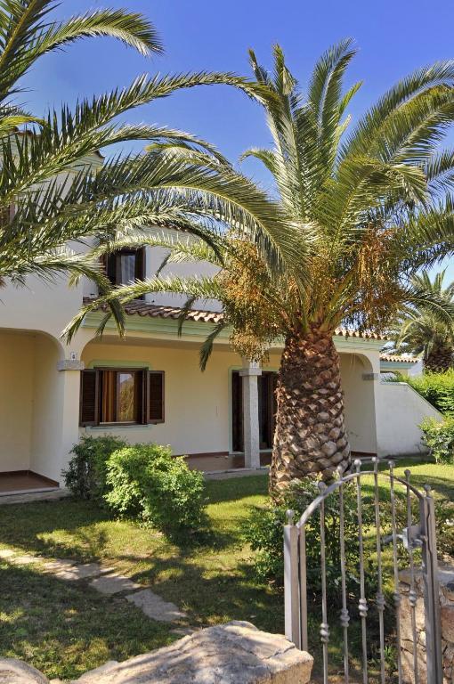 Iss Travel, Ambra Apartments - 800 M From La Cinta Beach San Teodoro  Εξωτερικό φωτογραφία